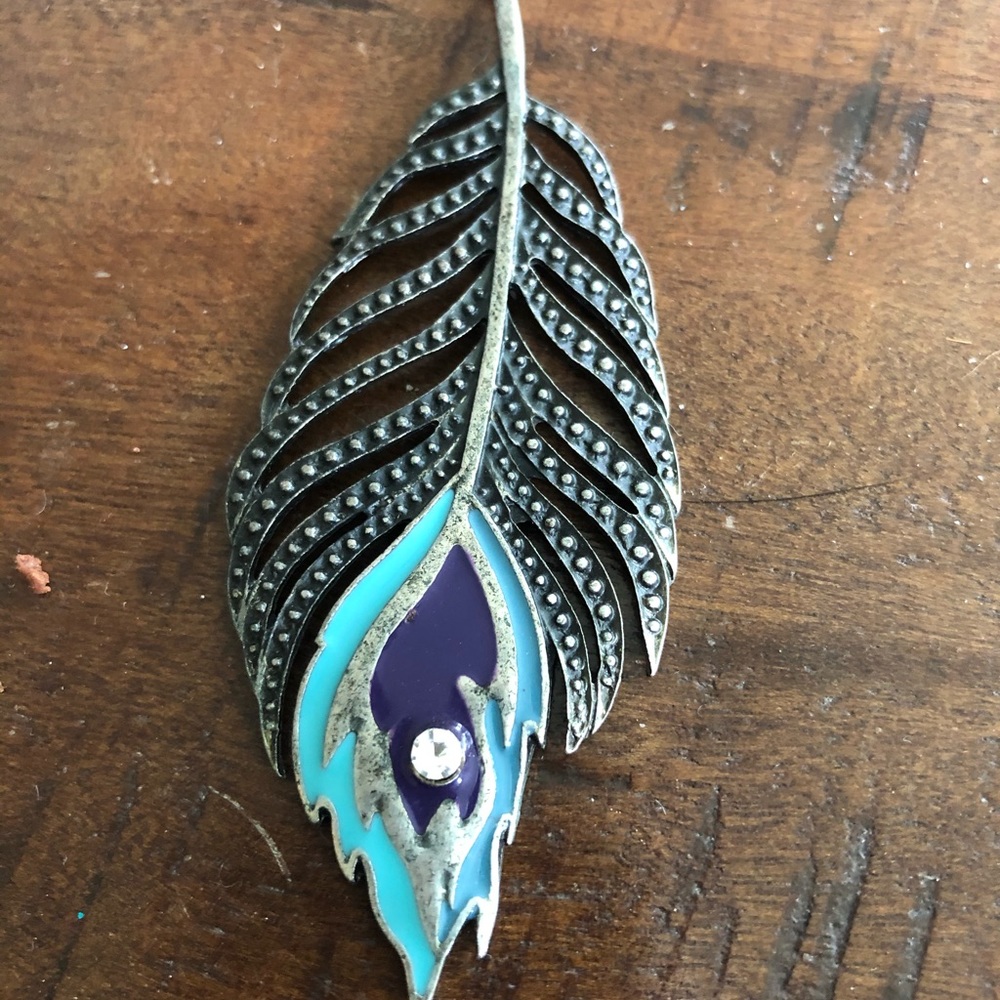 Enamel Feather Pendant With Rhinestone. - Picture 2 of 5